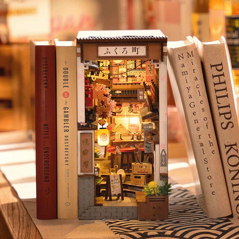 Sakura Wine Alley Booknook Rolife
