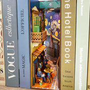 Vincent van Gogh Booknook Tonecheer