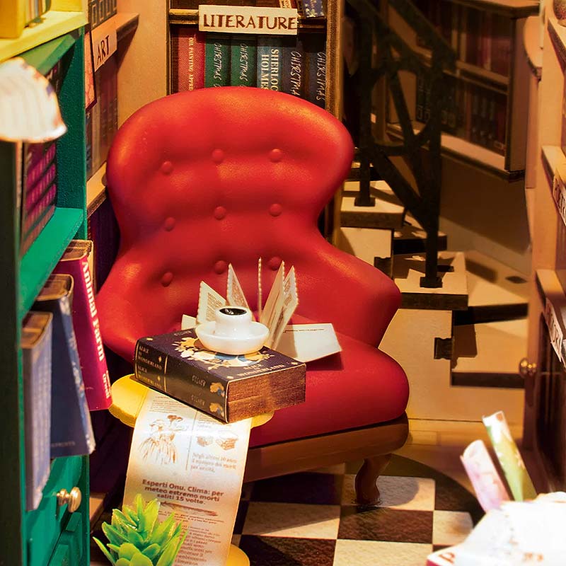 Book Nook Bookstore Librería Shakespeare