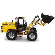 Cargador Frontal RC CaDA