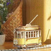 Trenvia de madera Rolife