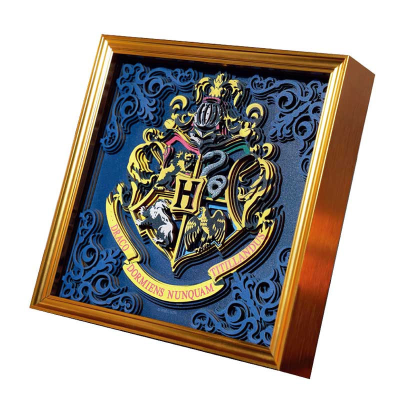 Playmore-Foto-TOI-23276-HP-Hogwarts-School-Badge-Puzzle-3D.jpg