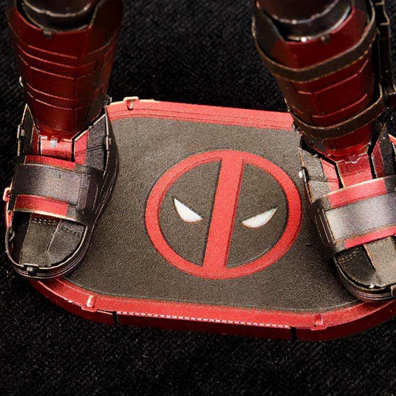 Marvel Deadpool Metal Earth