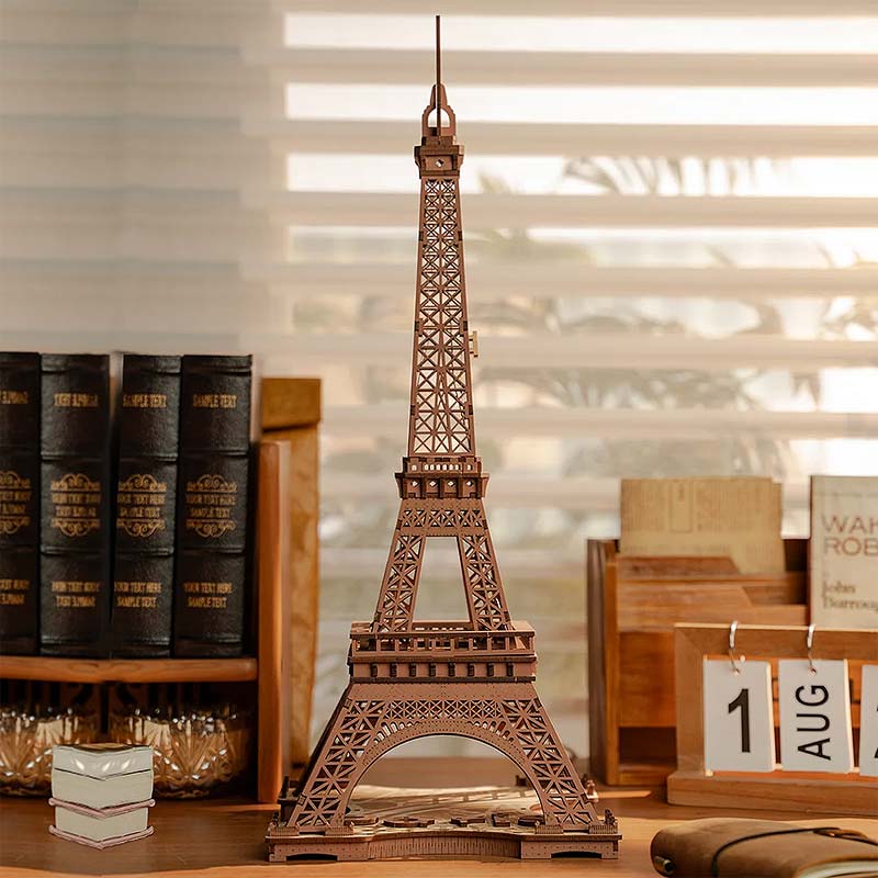 Torre Eiffel LED USB C