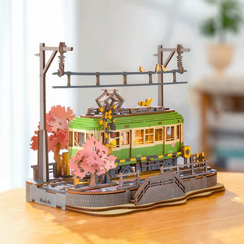 Tranvía Japones Sakura Journey Rolife