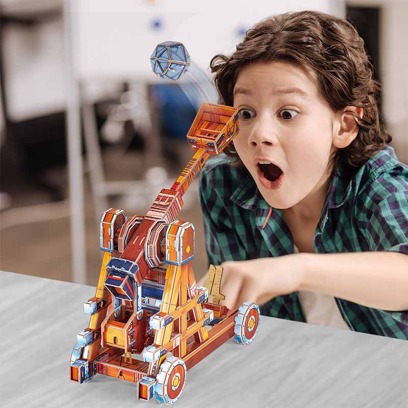 Catapulta armable puzzle 3D Cubicfun Natgeo