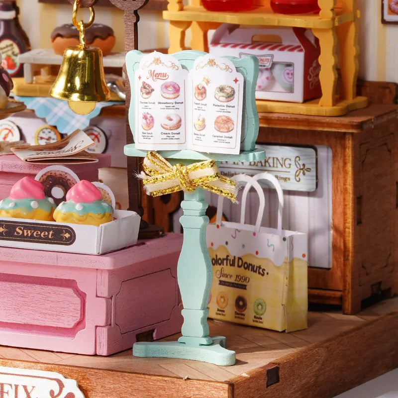 Sweetie's Donut Shop Robotime DS051 · Playmore