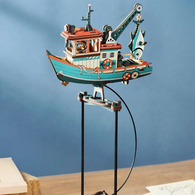 Lucky Trawler Robotime MCD08 · Playmore