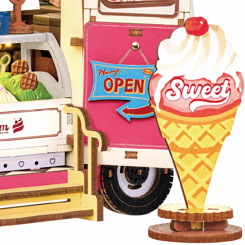 Beverly's Ice Cream Truck Robotime TGS06 · Playmore