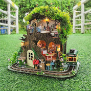 Secret Forest Miniatura Armable con Exhibidor