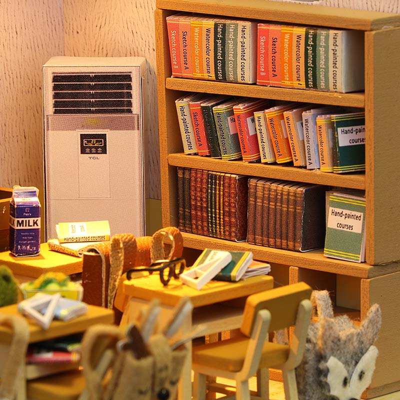 New Seasons Mini Casita Armable con Caja Exhibidor Hongda