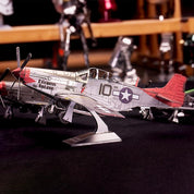 Avion Tuskegee Airmen P-51D Mustang Metal Earth