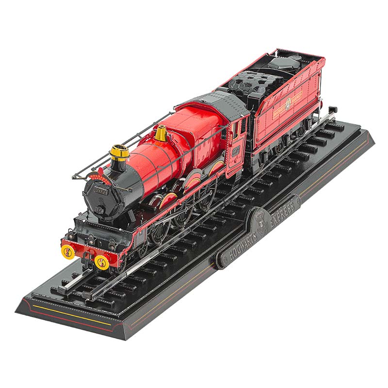 Playmore-Metal-Earth-MMS477-Hogwarts-Express-with-Track-Armable-Riel.jpg
