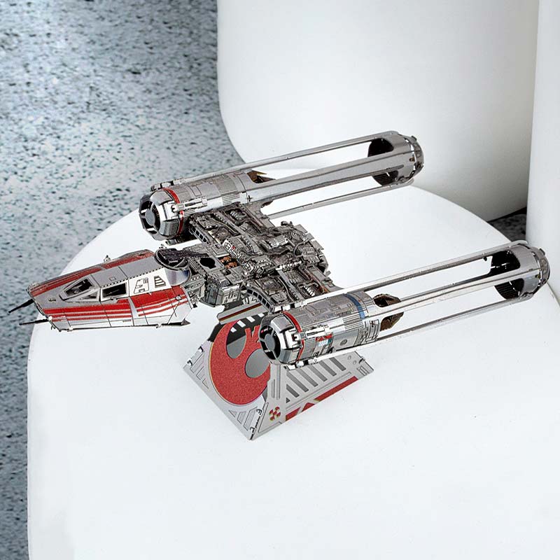 Star Wars Zorii Y-Wing Fighter Puzzle 3D Metal Earth Disney